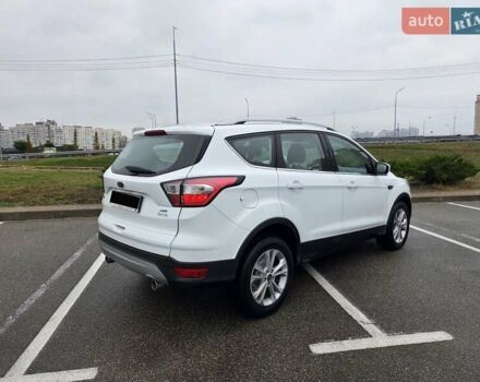 Форд Куга 2019 в Киеве на Automoto.ua Белый Форд Куга, объемом двигателя 2 л и пробегом 133 тыс. км за 19500 $, фото 2 на Automoto.ua