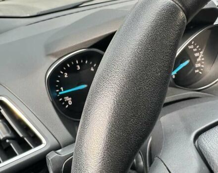 Белый Форд Куга, объемом двигателя 1.5 л и пробегом 49 тыс. км за 18500 $, фото 28 на Automoto.ua