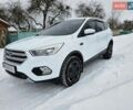 Белый Форд Куга, объемом двигателя 1.5 л и пробегом 100 тыс. км за 15000 $, фото 1 на Automoto.ua