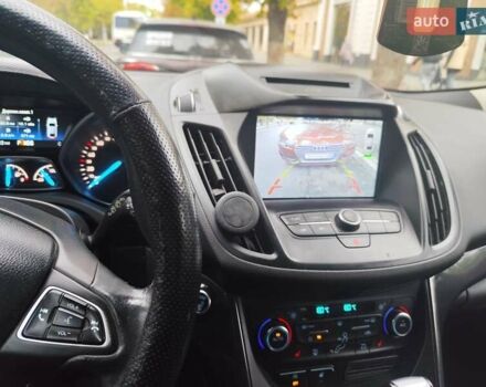 Білий Форд Куга, об'ємом двигуна 2 л та пробігом 96 тис. км за 20000 $, фото 11 на Automoto.ua