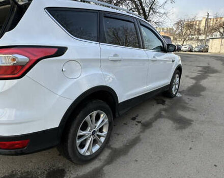 Белый Форд Куга, объемом двигателя 1.5 л и пробегом 102 тыс. км за 19500 $, фото 10 на Automoto.ua