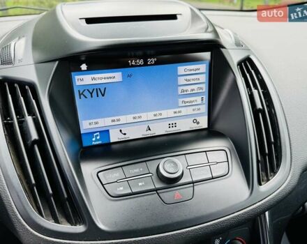 Білий Форд Куга, об'ємом двигуна 2 л та пробігом 140 тис. км за 19500 $, фото 95 на Automoto.ua