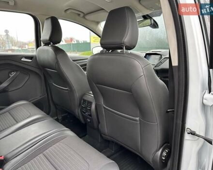 Белый Форд Куга, объемом двигателя 2 л и пробегом 70 тыс. км за 20500 $, фото 38 на Automoto.ua