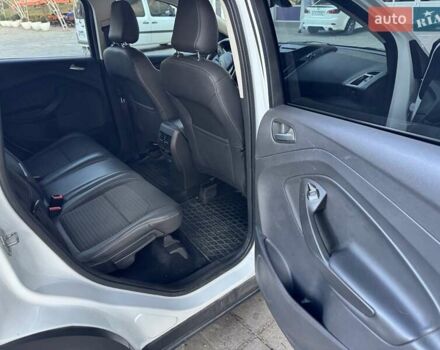 Белый Форд Куга, объемом двигателя 1.5 л и пробегом 55 тыс. км за 23500 $, фото 6 на Automoto.ua