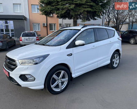 Білий Форд Куга, об'ємом двигуна 2 л та пробігом 248 тис. км за 17500 $, фото 1 на Automoto.ua