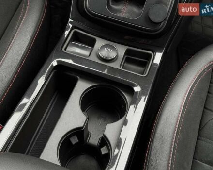 Белый Форд Куга, объемом двигателя 2 л и пробегом 184 тыс. км за 18700 $, фото 54 на Automoto.ua