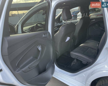 Білий Форд Куга, об'ємом двигуна 2 л та пробігом 248 тис. км за 17500 $, фото 20 на Automoto.ua