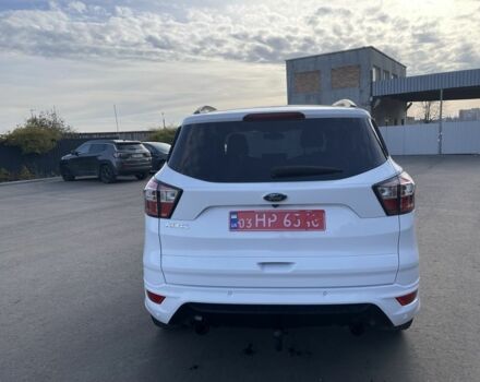 Белый Форд Куга, объемом двигателя 2 л и пробегом 247 тыс. км за 416 $, фото 3 на Automoto.ua