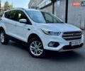 Белый Форд Куга, объемом двигателя 2 л и пробегом 120 тыс. км за 17900 $, фото 3 на Automoto.ua