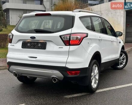 Белый Форд Куга, объемом двигателя 2 л и пробегом 70 тыс. км за 20500 $, фото 18 на Automoto.ua