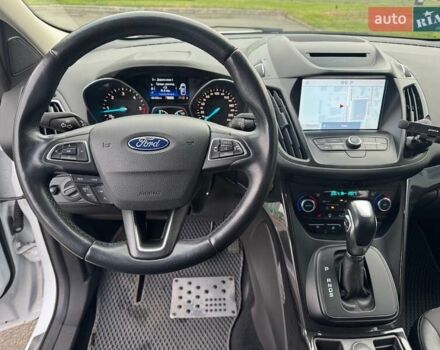 Белый Форд Куга, объемом двигателя 1.5 л и пробегом 91 тыс. км за 17500 $, фото 27 на Automoto.ua