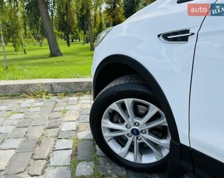 Білий Форд Куга, об'ємом двигуна 2 л та пробігом 140 тис. км за 19500 $, фото 75 на Automoto.ua