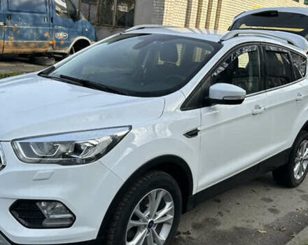 Белый Форд Куга, объемом двигателя 1.5 л и пробегом 102 тыс. км за 19500 $, фото 30 на Automoto.ua