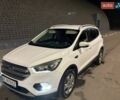 Білий Форд Куга, об'ємом двигуна 1.5 л та пробігом 150 тис. км за 17237 $, фото 4 на Automoto.ua