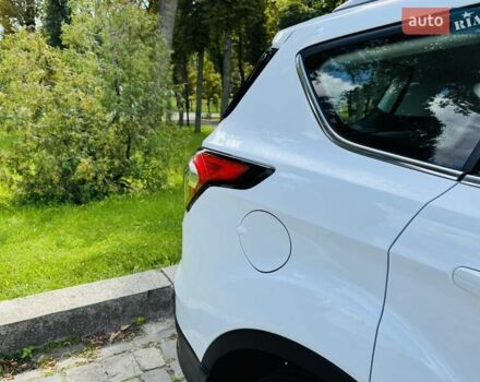 Білий Форд Куга, об'ємом двигуна 2 л та пробігом 140 тис. км за 19500 $, фото 38 на Automoto.ua