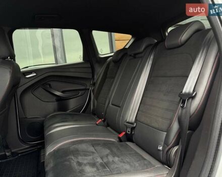 Белый Форд Куга, объемом двигателя 2 л и пробегом 184 тыс. км за 18700 $, фото 48 на Automoto.ua