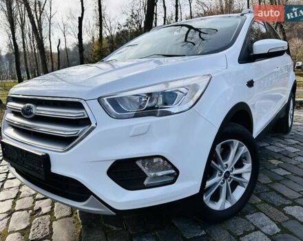 Білий Форд Куга, об'ємом двигуна 2 л та пробігом 140 тис. км за 18500 $, фото 19 на Automoto.ua