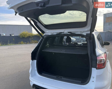 Білий Форд Куга, об'ємом двигуна 2 л та пробігом 248 тис. км за 17500 $, фото 23 на Automoto.ua