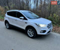 Белый Форд Куга, объемом двигателя 1.5 л и пробегом 64 тыс. км за 21500 $, фото 1 на Automoto.ua