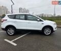 Форд Куга 2019 в Киеве на Automoto.ua Белый Форд Куга, объемом двигателя 2 л и пробегом 133 тыс. км за 19500 $, фото 1 на Automoto.ua