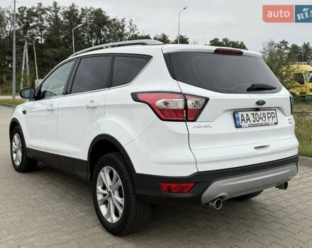 Білий Форд Куга, об'ємом двигуна 2 л та пробігом 80 тис. км за 19900 $, фото 3 на Automoto.ua