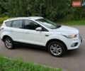 Белый Форд Куга, объемом двигателя 2 л и пробегом 50 тыс. км за 24500 $, фото 2 на Automoto.ua