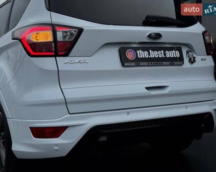 Белый Форд Куга, объемом двигателя 2 л и пробегом 184 тыс. км за 18700 $, фото 20 на Automoto.ua