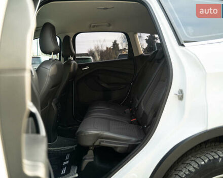 Білий Форд Куга, об'ємом двигуна 1.5 л та пробігом 88 тис. км за 18900 $, фото 25 на Automoto.ua