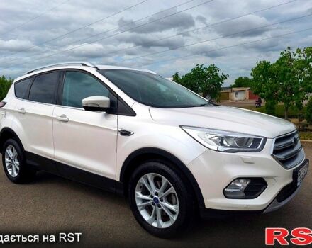 Форд Куга 2019 у Южноукраинске на Automoto.ua Білий Форд Куга, об'ємом двигуна 1.5 л та пробігом 75 тис. км за 17500 $, фото 2 на Automoto.ua