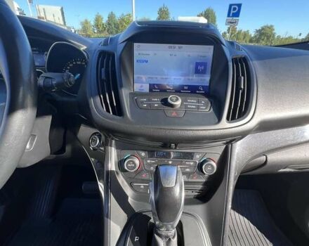 Белый Форд Куга, объемом двигателя 1.5 л и пробегом 182 тыс. км за 18000 $, фото 8 на Automoto.ua