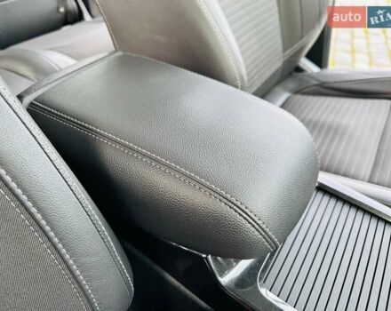 Білий Форд Куга, об'ємом двигуна 2 л та пробігом 140 тис. км за 18500 $, фото 73 на Automoto.ua