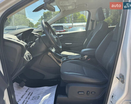 Белый Форд Куга, объемом двигателя 2 л и пробегом 104 тыс. км за 22990 $, фото 10 на Automoto.ua