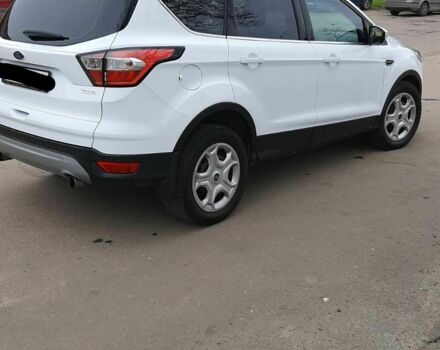 Белый Форд Куга, объемом двигателя 0 л и пробегом 35 тыс. км за 19800 $, фото 1 на Automoto.ua