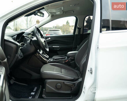 Білий Форд Куга, об'ємом двигуна 1.5 л та пробігом 88 тис. км за 18900 $, фото 11 на Automoto.ua