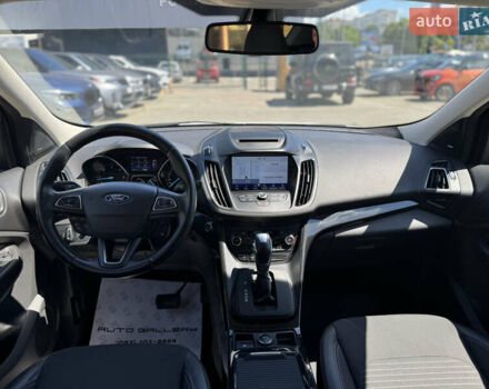 Белый Форд Куга, объемом двигателя 2 л и пробегом 104 тыс. км за 22990 $, фото 13 на Automoto.ua