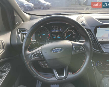 Білий Форд Куга, об'ємом двигуна 2 л та пробігом 248 тис. км за 17500 $, фото 44 на Automoto.ua