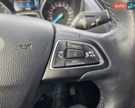 Белый Форд Куга, объемом двигателя 2 л и пробегом 134 тыс. км за 18950 $, фото 19 на Automoto.ua