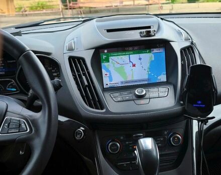 Форд Куга 2019 у Южноукраинске на Automoto.ua Білий Форд Куга, об'ємом двигуна 1.5 л та пробігом 75 тис. км за 17500 $, фото 3 на Automoto.ua