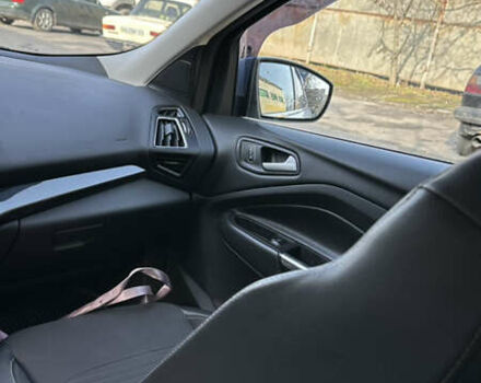 Белый Форд Куга, объемом двигателя 1.5 л и пробегом 102 тыс. км за 19500 $, фото 1 на Automoto.ua