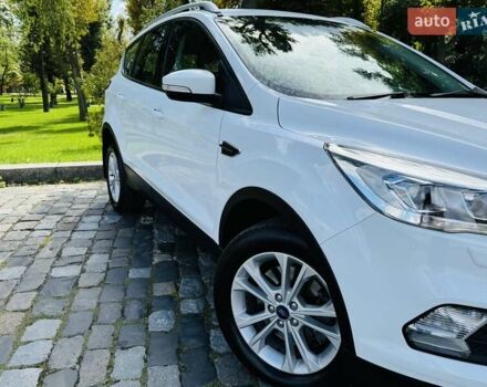 Білий Форд Куга, об'ємом двигуна 2 л та пробігом 140 тис. км за 19500 $, фото 34 на Automoto.ua