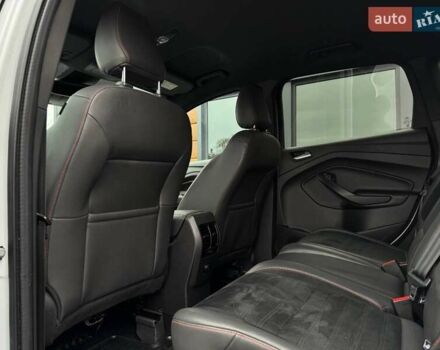 Белый Форд Куга, объемом двигателя 2 л и пробегом 184 тыс. км за 18700 $, фото 49 на Automoto.ua