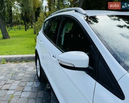 Білий Форд Куга, об'ємом двигуна 2 л та пробігом 140 тис. км за 19500 $, фото 42 на Automoto.ua