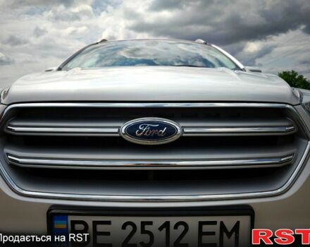 Форд Куга 2019 у Южноукраинске на Automoto.ua Білий Форд Куга, об'ємом двигуна 1.5 л та пробігом 75 тис. км за 17500 $, фото 1 на Automoto.ua