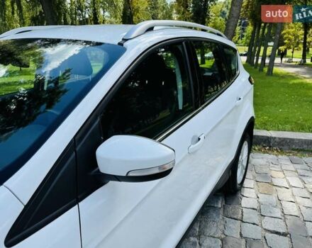 Білий Форд Куга, об'ємом двигуна 2 л та пробігом 140 тис. км за 19500 $, фото 17 на Automoto.ua