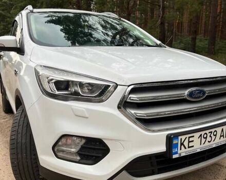 Форд Куга 2019 в Киеве на Automoto.ua Белый Форд Куга, объемом двигателя 1.5 л и пробегом 114 тыс. км за 18100 $, фото 3 на Automoto.ua
