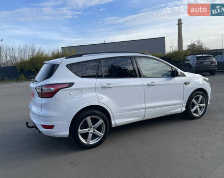 Білий Форд Куга, об'ємом двигуна 2 л та пробігом 248 тис. км за 17500 $, фото 6 на Automoto.ua