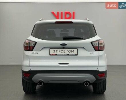 Білий Форд Куга, об'ємом двигуна 2 л та пробігом 45 тис. км за 23104 $, фото 3 на Automoto.ua