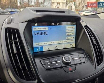 Белый Форд Куга, объемом двигателя 2 л и пробегом 134 тыс. км за 18950 $, фото 23 на Automoto.ua