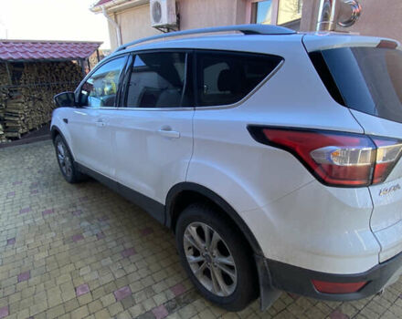Форд Куга 2019 в Киеве на Automoto.ua Белый Форд Куга, объемом двигателя 1.5 л и пробегом 90 тыс. км за 20000 $, фото 2 на Automoto.ua