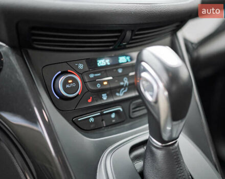 Белый Форд Куга, объемом двигателя 1.5 л и пробегом 82 тыс. км за 19500 $, фото 28 на Automoto.ua